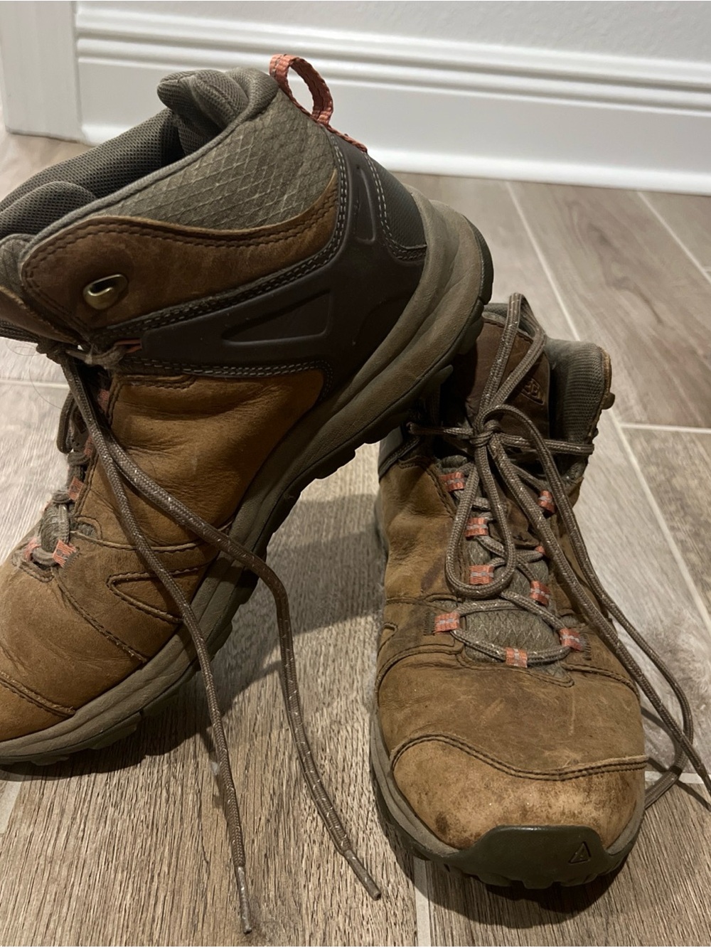 Keen Women's Brown Lace-Up Hiking Boots with Olive Accents